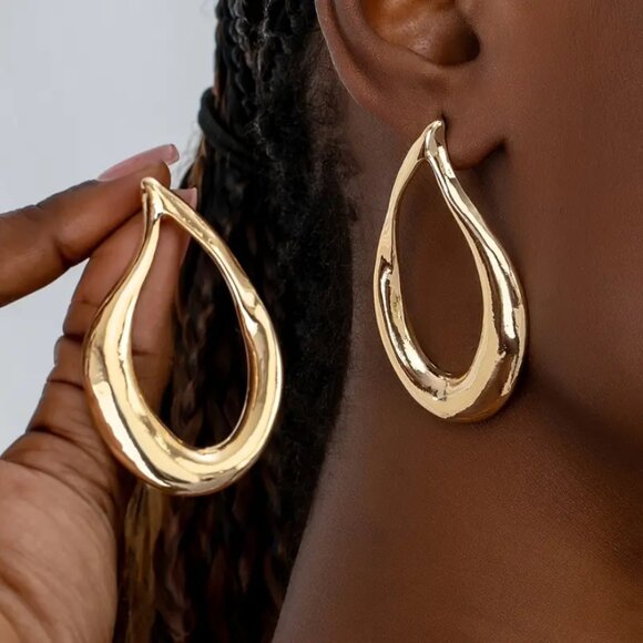 14K Gold Womens Large Twisted Chunky Hoop Earrings Ladies Curved Hoops Jewelry